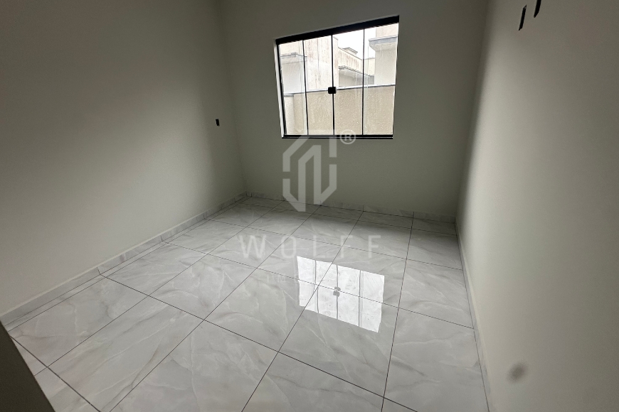 JD1822 - Casa Geminada com Espaço de terreno em Itajuba