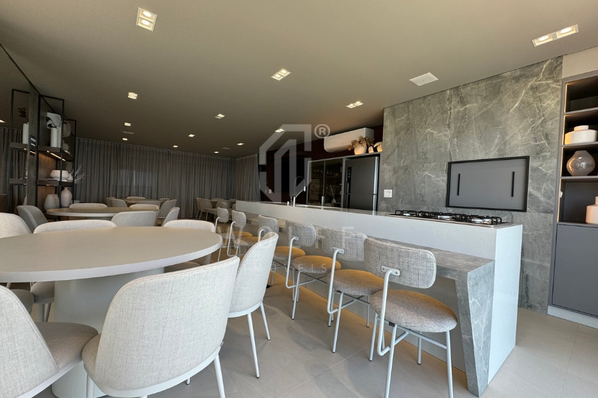 JD391 - Apartamentos de Alto Padrão com Vista Mar Definitiva no Centro