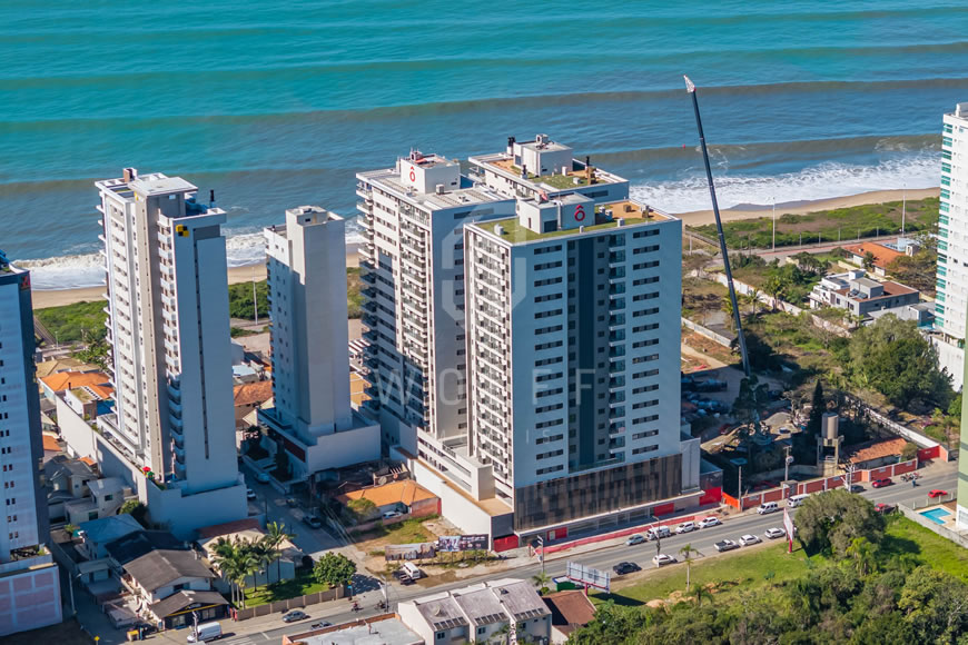 JD632 - Apartamentos frente mar no Itacolomi 