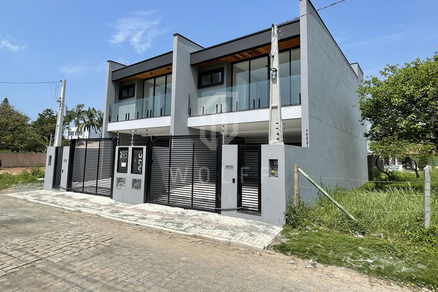 JD716 - Sobrado de Alto Padrão a 270 metros da Praia