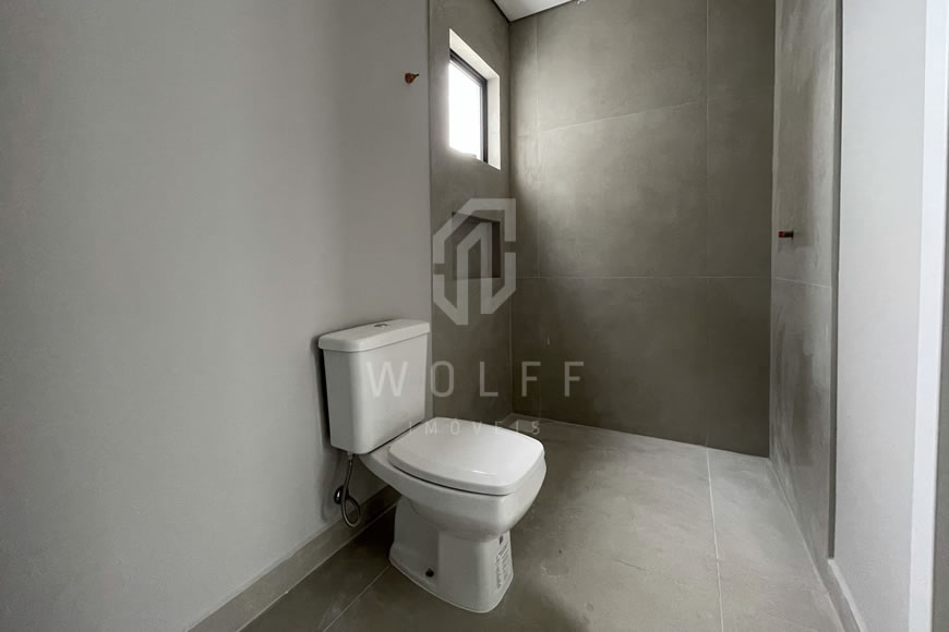 JD716 - Sobrado de Alto Padrão a 270 metros da Praia