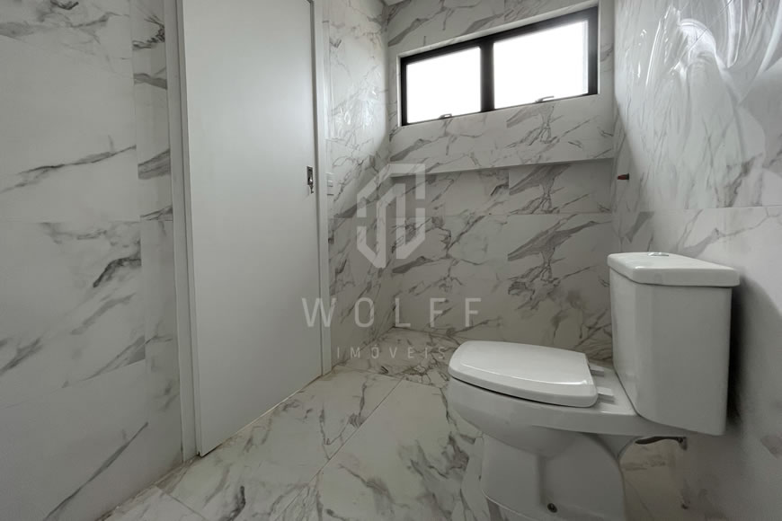 JD716 - Sobrado de Alto Padrão a 270 metros da Praia