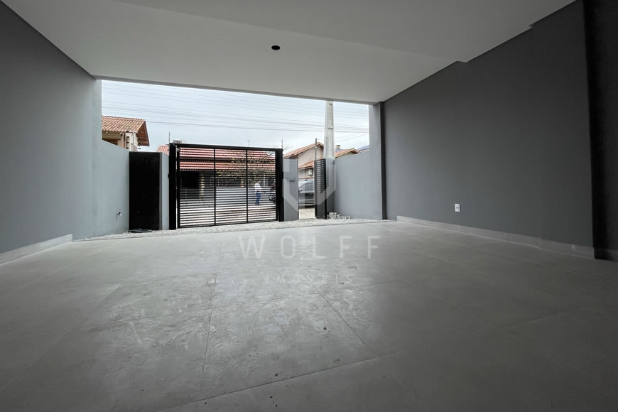 JD716 - Sobrado de Alto Padrão a 270 metros da Praia