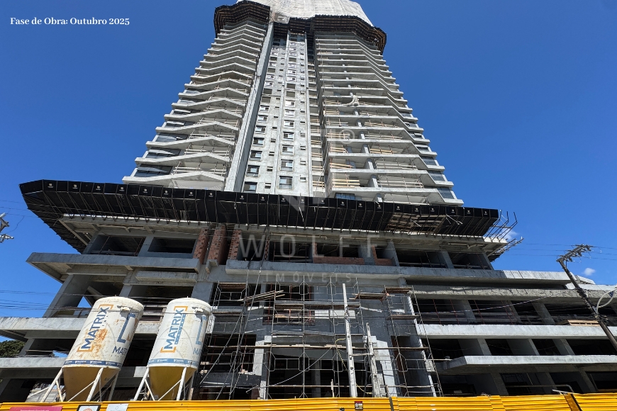 JD822 -  Apartamentos frente mar na Praia da Armação