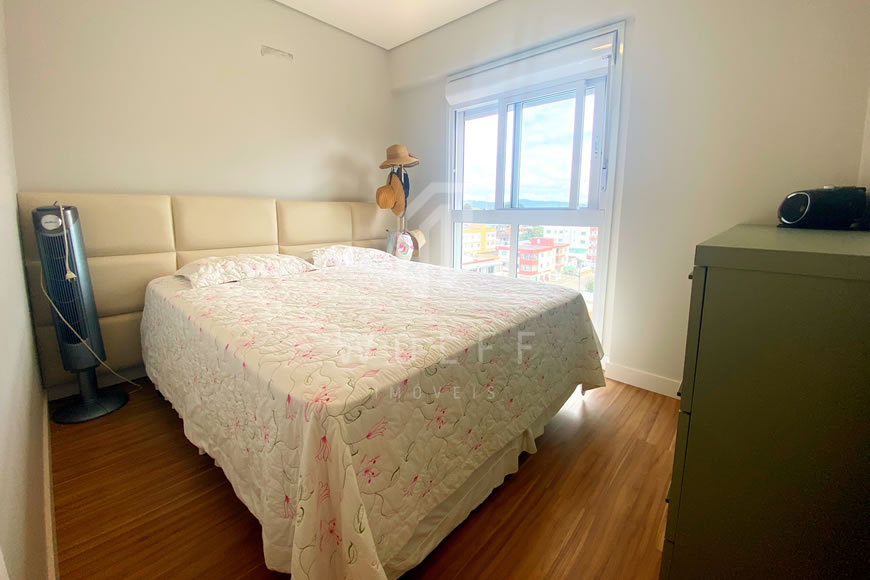 JD860 - Apartamento Finamente Mobiliado a 180 metros da praia no centro