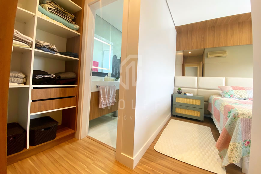 JD860 - Apartamento Finamente Mobiliado a 180 metros da praia no centro