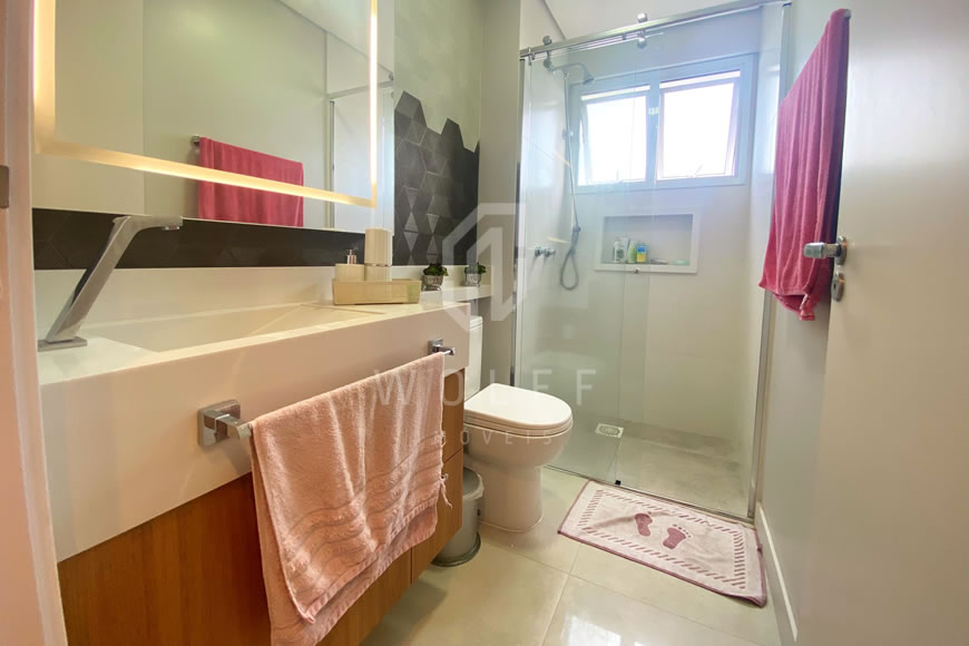 JD860 - Apartamento Finamente Mobiliado a 180 metros da praia no centro