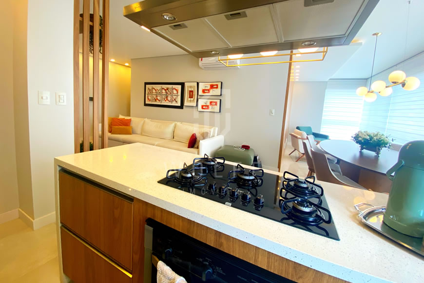 JD860 - Apartamento Finamente Mobiliado a 180 metros da praia no centro