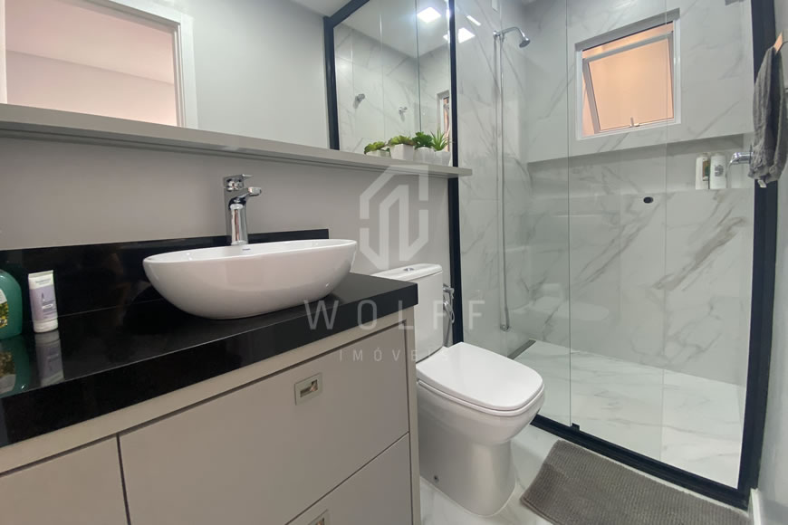 JD898 - Sobrado Mobiliado a apenas 400 metros da praia