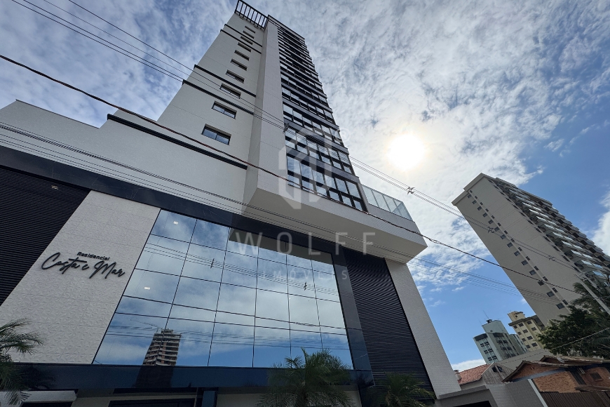 JD912 - Apartamentos a 250 metros da praia no Centro