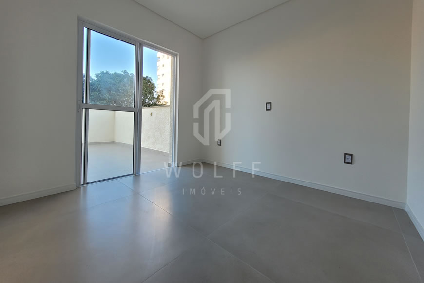 JD915 - Apartamento Giardino no Centro