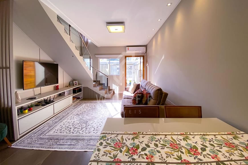 JD954 - Sobrado a 400 metros da praia no bairro Itacolomi