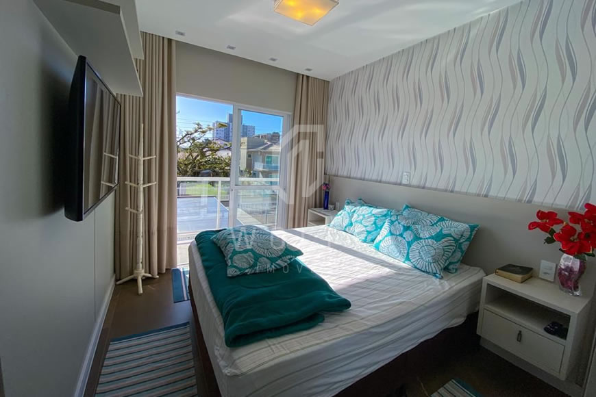 JD954 - Sobrado a 400 metros da praia no bairro Itacolomi