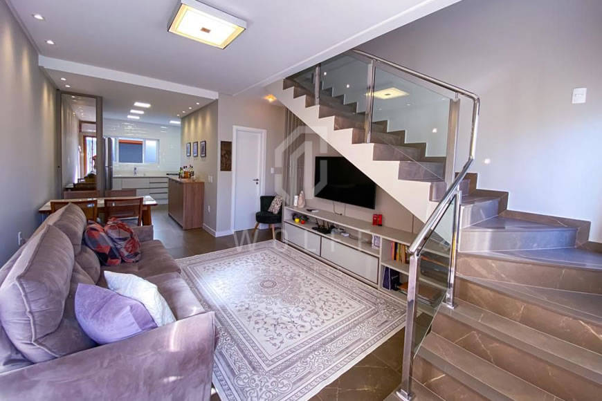 JD954 - Sobrado a 400 metros da praia no bairro Itacolomi