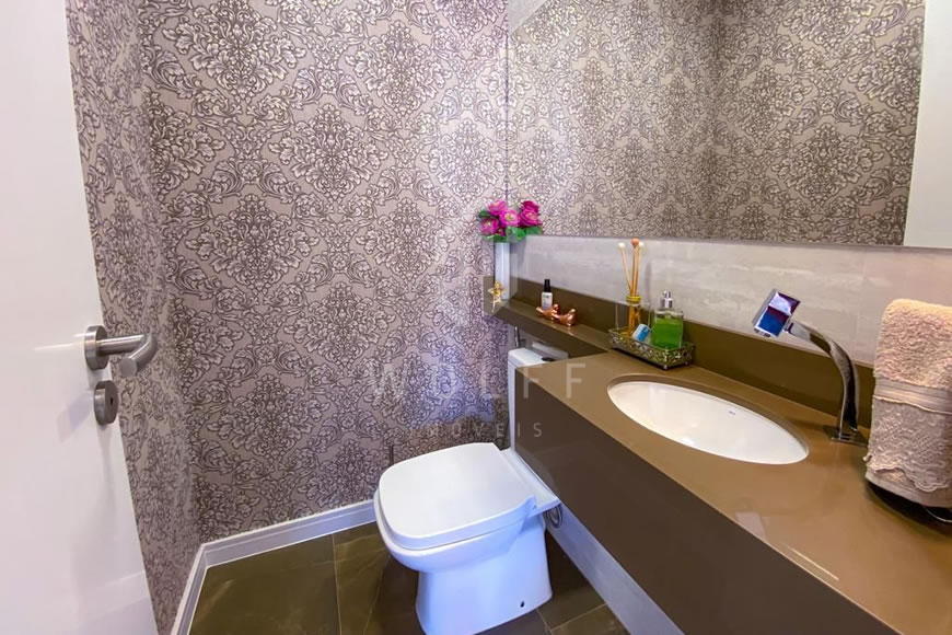 JD954 - Sobrado a 400 metros da praia no bairro Itacolomi