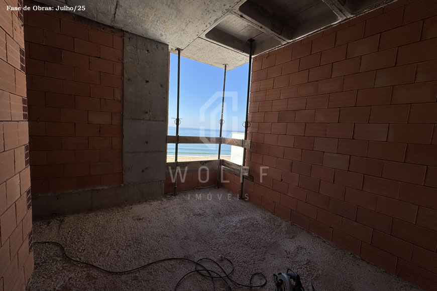 JD969 - Apartamentos Frente Mar com Vista Definitiva