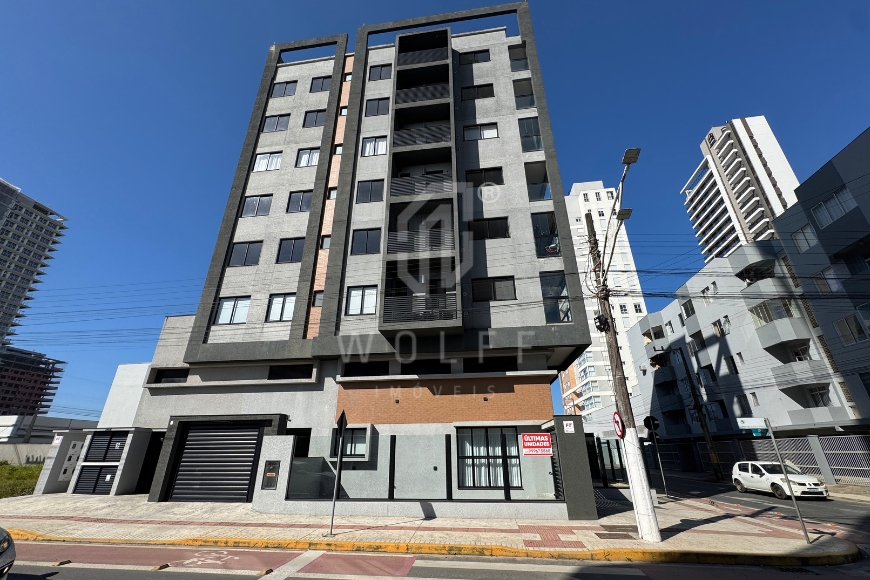 JD972 - Apartamentos a 260 metros metros da praia no Centro