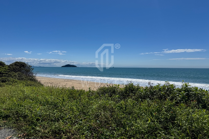 JD982 - Apartamento Sofisticado a 120 metros da Praia de Armação