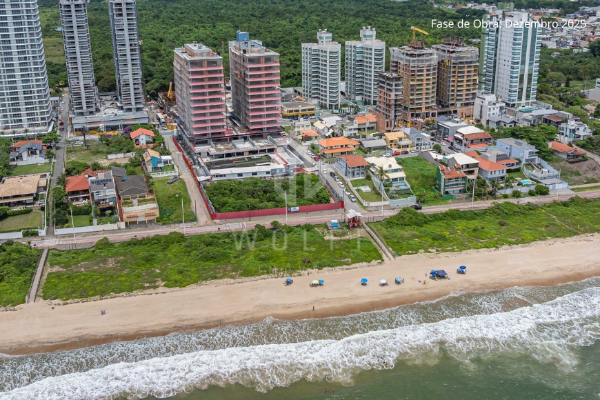 JD984 - Apartamentos em Luxuoso Empreendimento Frente Mar