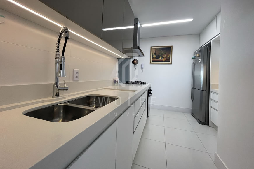 JD998 - Apartamento Frente Mar Mobiliado