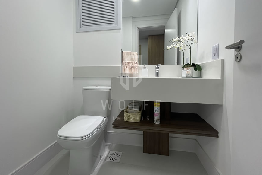 JD998 - Apartamento Frente Mar Mobiliado